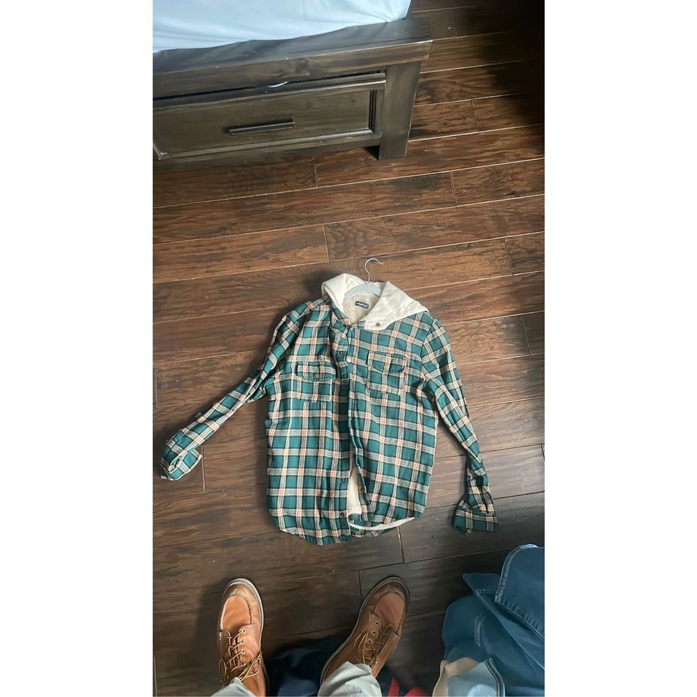 Flannel - Picture 3 of 3